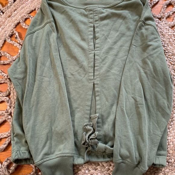 OLD NAVY Open Back Lounge Sweatshirt - Picture 2 of 3